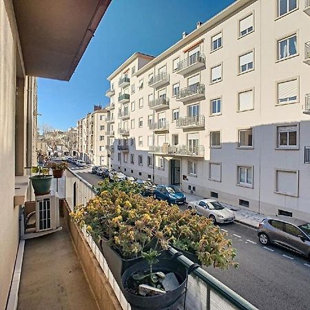 Beau F3, Renove, Calme, En Plein Centre De Nimes Apartment Exterior foto