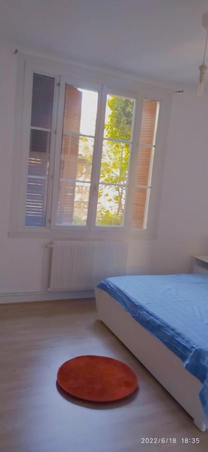 Beau F3, Renove, Calme, En Plein Centre De Nimes Apartment Exterior foto
